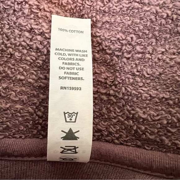 Glyder 1/4 zip pull over size medium - Picture 6 of 8